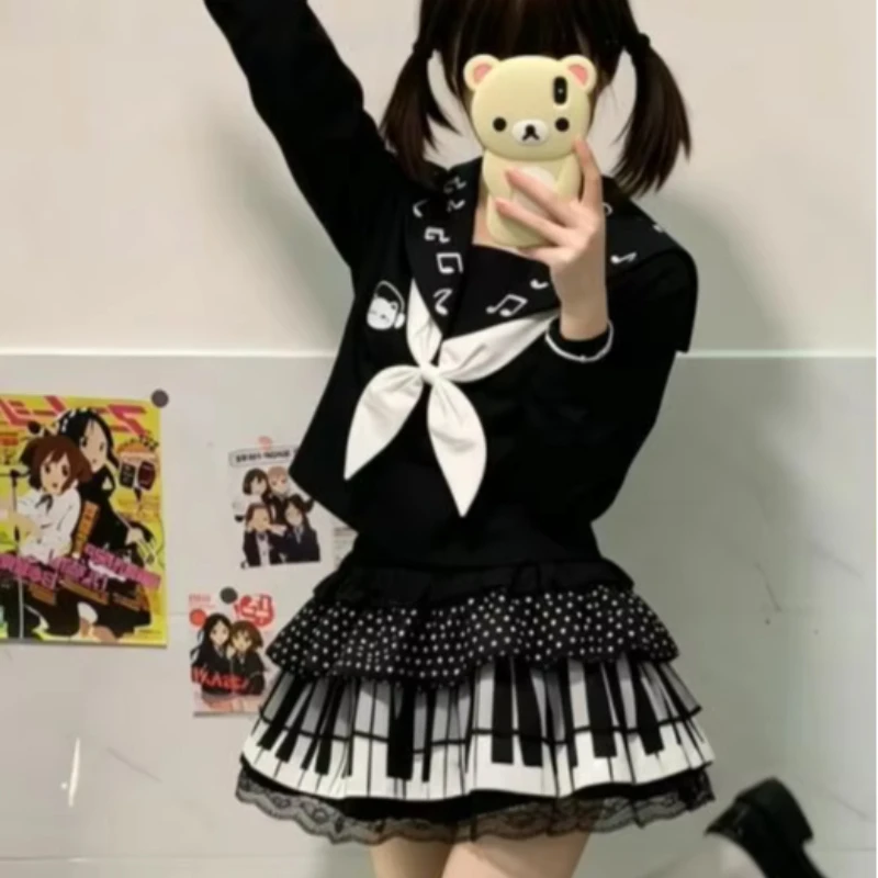 Harajuku Subculture Punk Retro Black And White Piano Keys White Polka-dot Lace Stitching Skirt Sexy Ruffled Waist Skirt Female
Harajuku Subculture Punk Retro Black And White Piano Keys White Polka-dot Lace Stitching Skirt Sexy Ruffled Waist Skirt Female