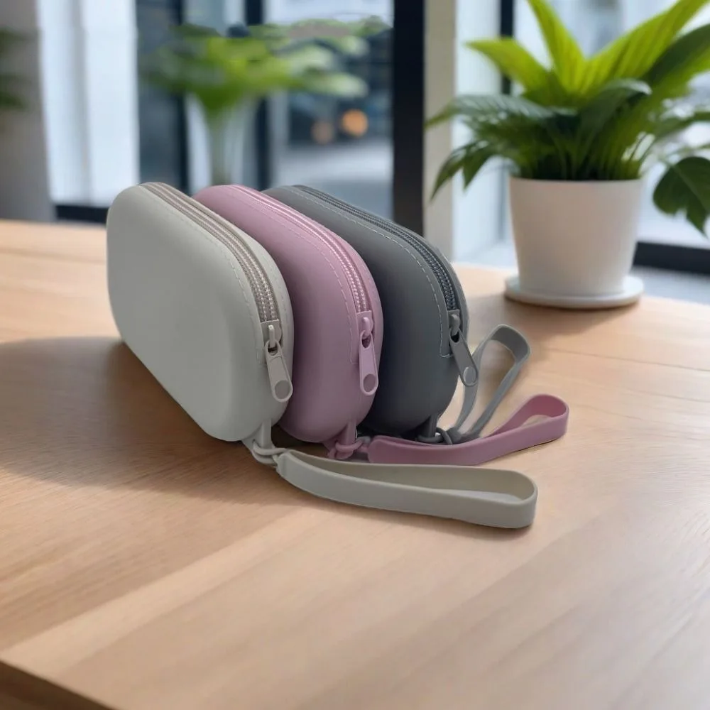 Morandi Color Silicone Cosmetic Bag Rectangle Large Capacity Multifunction Storage Bag Makeup Brush Holder Solid Color
Morandi Color Silicone Cosmetic Bag Rectangle Large Capacity Multifunction Storage Bag Makeup Brush Holder Solid Color