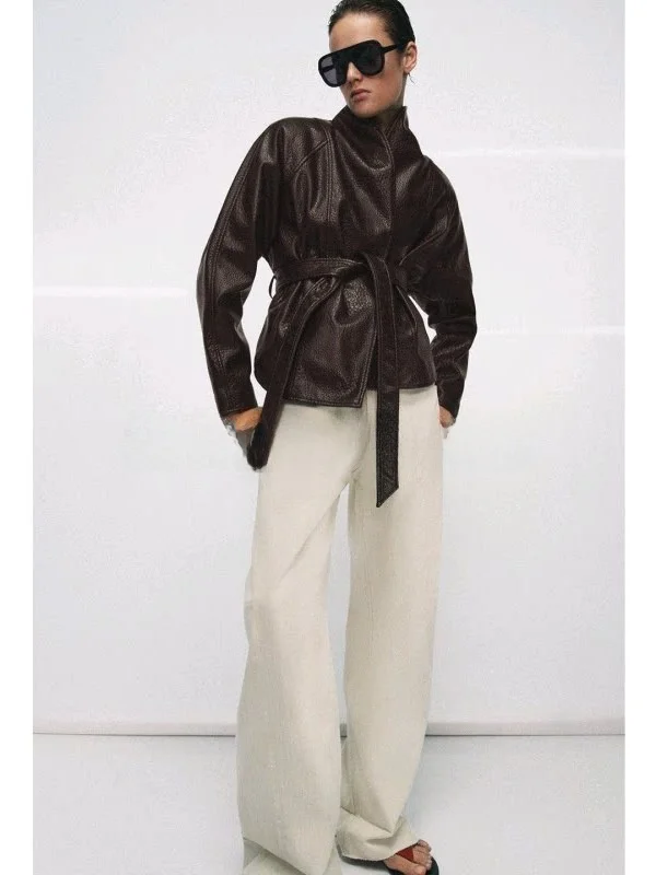 Minimalist Style Long Sleeve High Collar PU Leather Effect Jacket with Belt Spring Women's Outerwear Simple Elegant Coat
Minimalist Style Long Sleeve High Collar PU Leather Effect Jacket with Belt Spring Women's Outerwear Simple Elegant Coat
