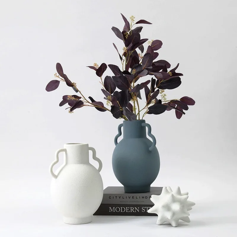 Modern minimalist plain embryo double ear pot shaped ceramic vase decoration, home and living room flower arrangement decoration
Modern minimalist plain embryo double ear pot shaped ceramic vase decoration, home and living room flower arrangement decoration