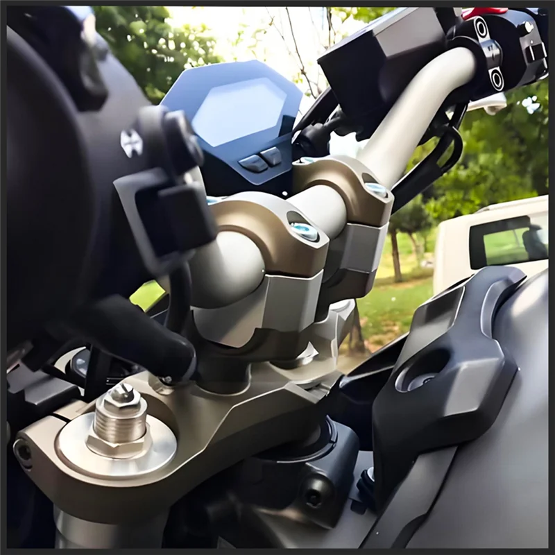 Handlebar Riser Clamp Extend Adapter Drag Handle Bar For XSR900 XSR-900 XSR-900 2016-2024 Motorcycle Accessories
Handlebar Riser Clamp Extend Adapter Drag Handle Bar For XSR900 XSR-900 XSR-900 2016-2024 Motorcycle Accessories