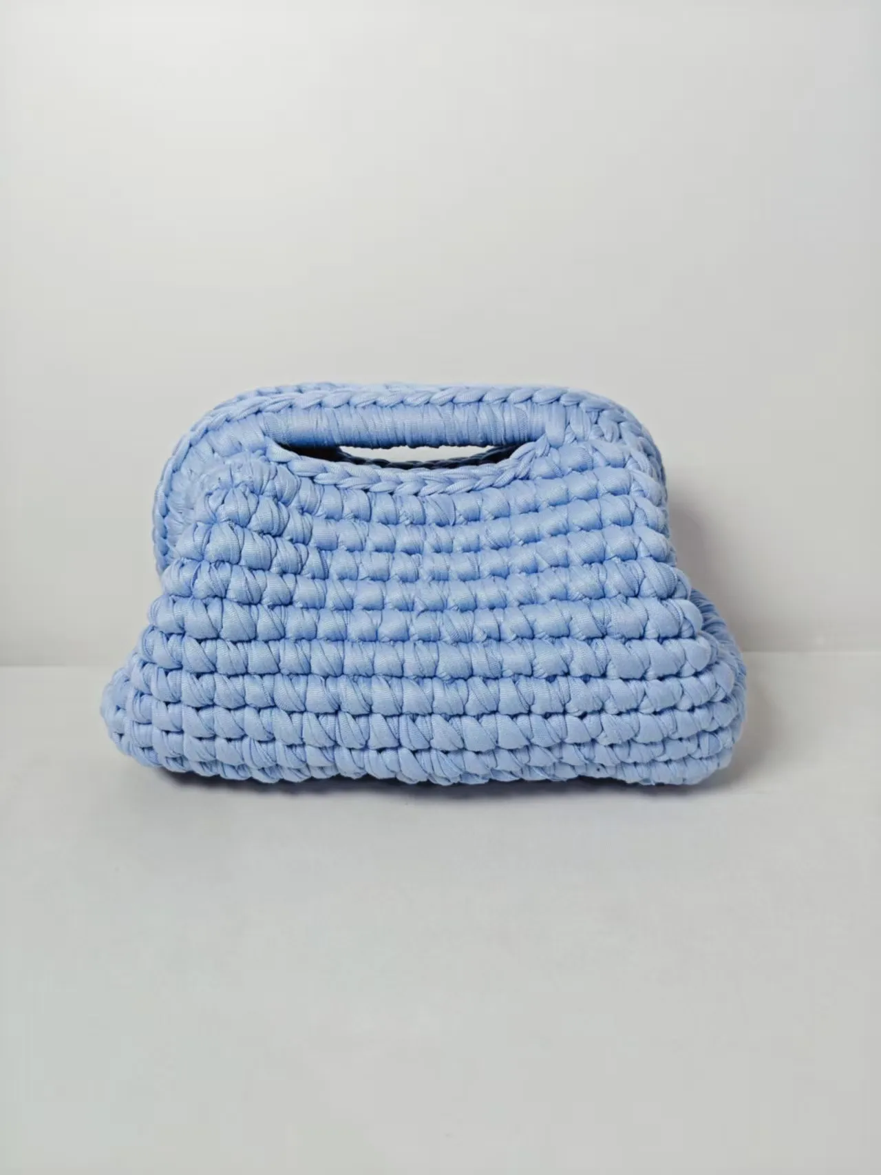 Yiwu Yingzi Handmade Woven Clutch Bag, Vintage Thick Yarn Knitted, Versatile Minimalist Mini Handbag, Multi-color Available
Yiwu Yingzi Handmade Woven Clutch Bag, Vintage Thick Yarn Knitted, Versatile Minimalist Mini Handbag, Multi-color Available