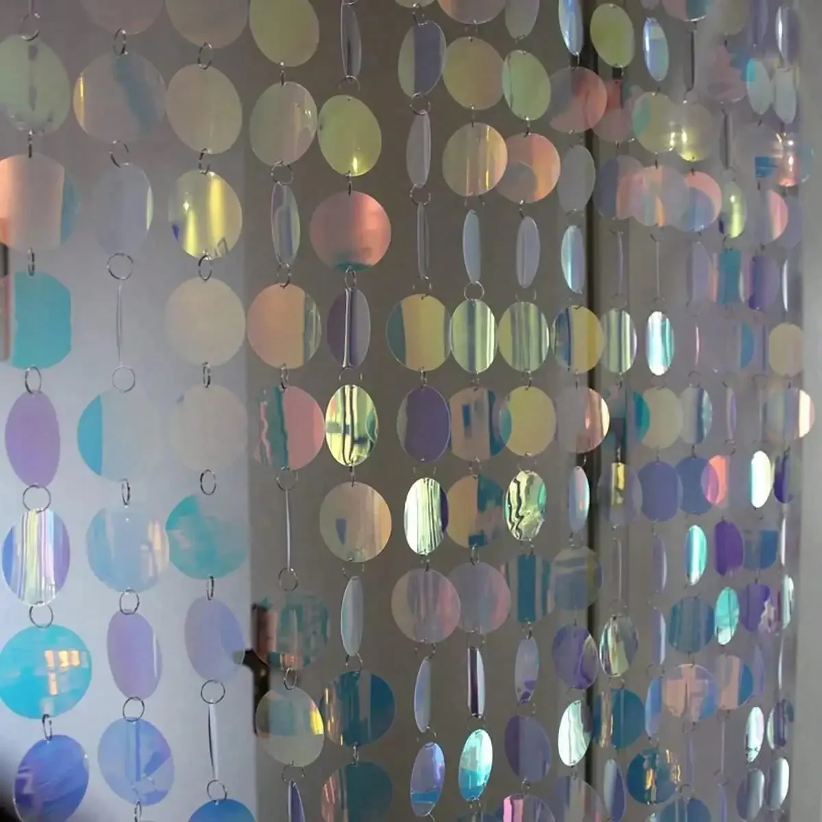 5pcs/10pcs Shiny Sequin Bead Curtain, PVC Sequin Bead Curtain For Door Window Decor, Room Divider, Suitable For Home, Wedding, Party Decoration
5pcs/10pcs Shiny Sequin Bead Curtain, PVC Sequin Bead Curtain For Door Window Decor, Room Divider, Suitable For Home, Wedding, Party Decoration