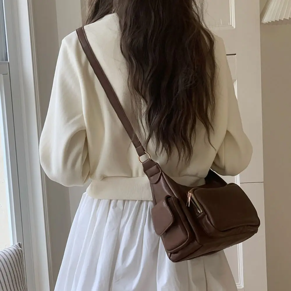 Trend Y2K Retro Shoulder Bag Spicy Girl Korean Armpit Bag Fashion Handbag Hobo Bag Streetwear
Trend Y2K Retro Shoulder Bag Spicy Girl Korean Armpit Bag Fashion Handbag Hobo Bag Streetwear
