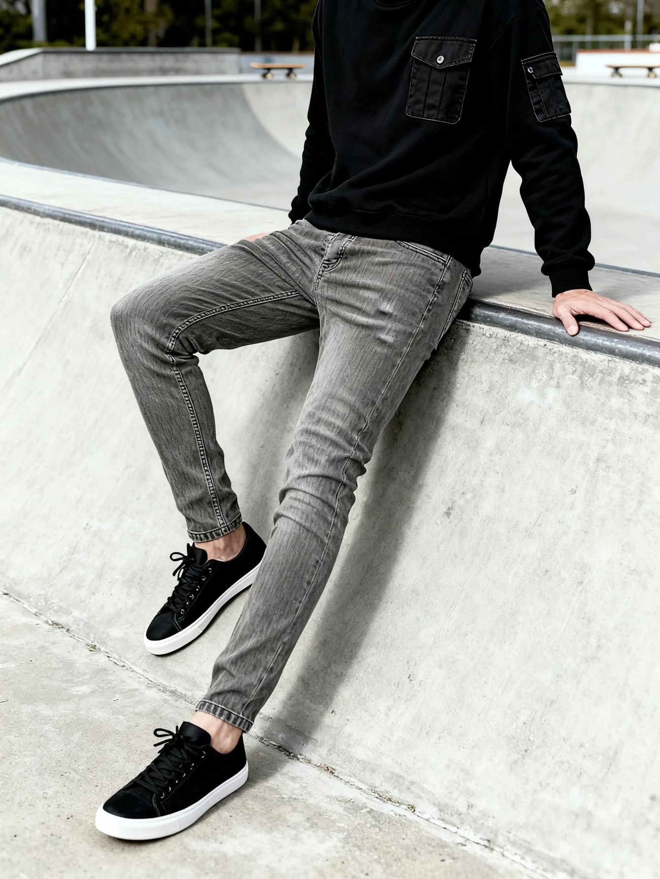 Мужские джинсы Urban Gray Original Slim Y2K Drip Fit Streetwear Denim (без аксессуаров и ремней)
Мужские джинсы Urban Gray Original Slim Y2K Drip Fit Streetwear Denim (без аксессуаров и ремней)