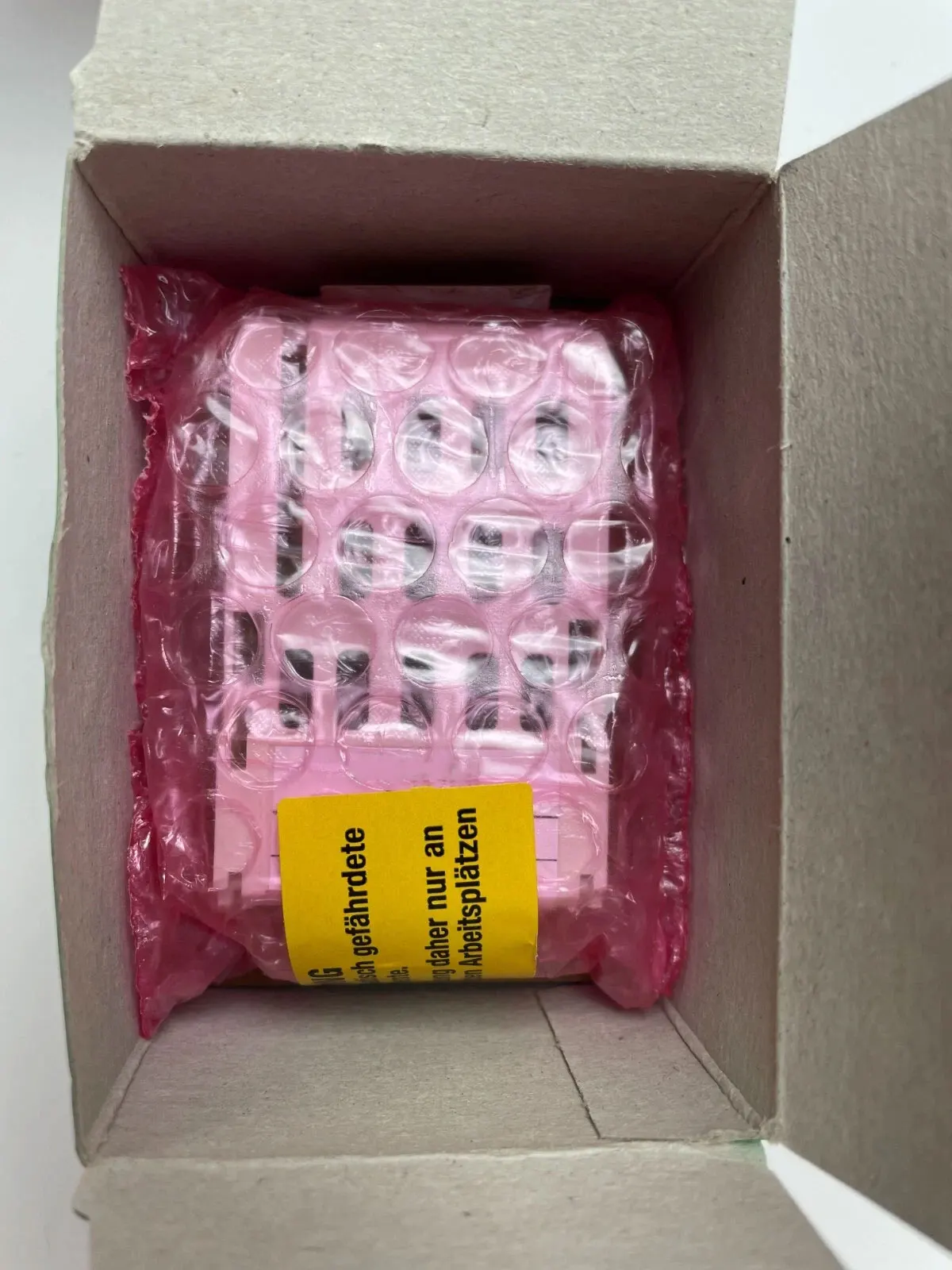 Brand New VW3M3402 One Year Warranty
Brand New VW3M3402 One Year Warranty 