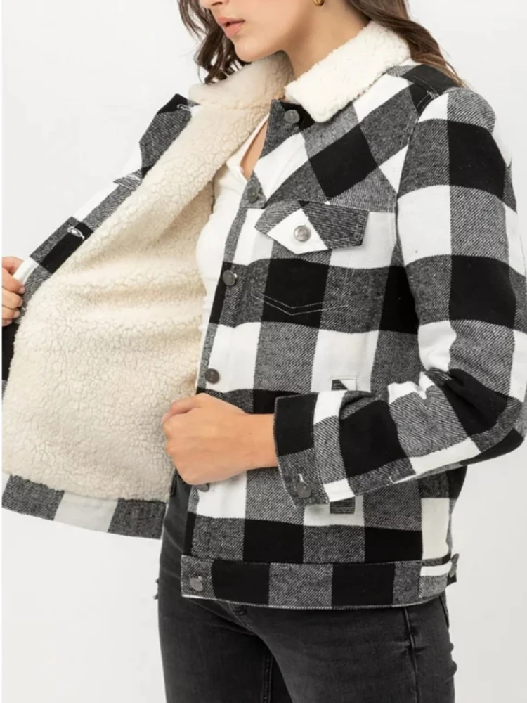 Winter New Thick Women's Warm Plaid Shirt Jacket Coat Lady Casual Sherpa Fleece Lined Velvet Jacket Tops Women Clothes Outerwear
Winter New Thick Women's Warm Plaid Shirt Jacket Coat Lady Casual Sherpa Fleece Lined Velvet Jacket Tops Women Clothes Outerwear