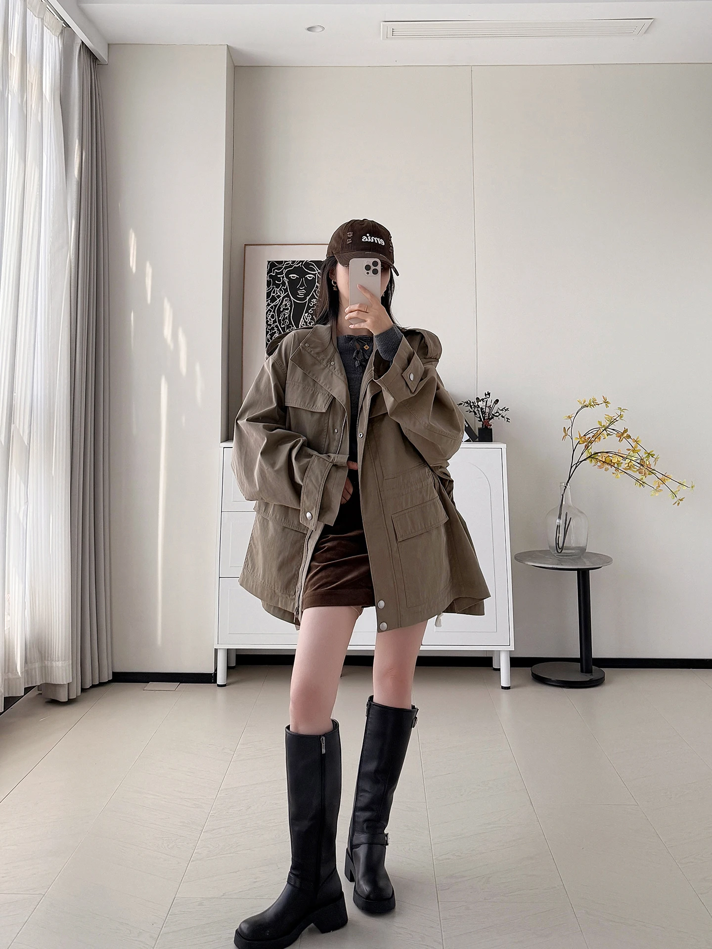 Утягивающее пальто из чистого хлопка на молнии спереди, винтажное пальто с воротником-стойкой и несколькими карманами, женская свободная ветровка, верхняя одежда Jaet
Утягивающее пальто из чистого хлопка на молнии спереди, винтажное пальто с воротником-стойкой и несколькими карманами, женская свободная ветровка, верхняя одежда Jaet