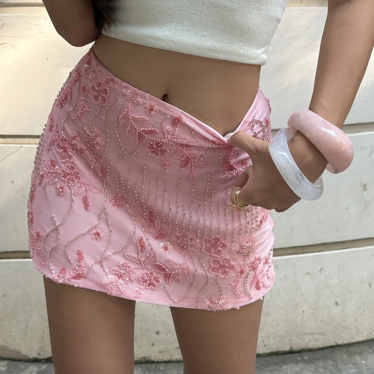 Облегающая юбка для женщин: формальная, весенне-осенняя, немнущаяся, асимметричная, в стиле Харадзюку, уличная, модная, уникальная, с пэчворком
Облегающая юбка для женщин: формальная, весенне-осенняя, немнущаяся, асимметричная, в стиле Харадзюку, уличная, модная, уникальная, с пэчворком