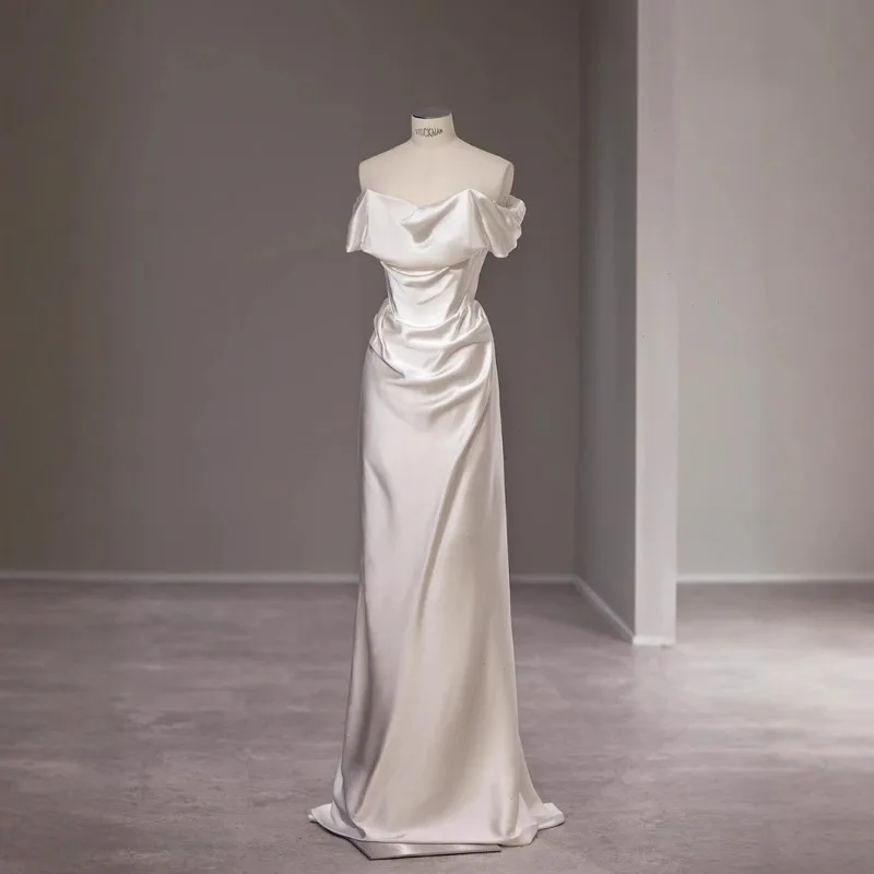 Temperament Sling Light Wedding Dress 2025 New Dignified Satin Banquet Fishtail Long Skirt Female Fashion Party Evening Dressees
Temperament Sling Light Wedding Dress 2025 New Dignified Satin Banquet Fishtail Long Skirt Female Fashion Party Evening Dressees