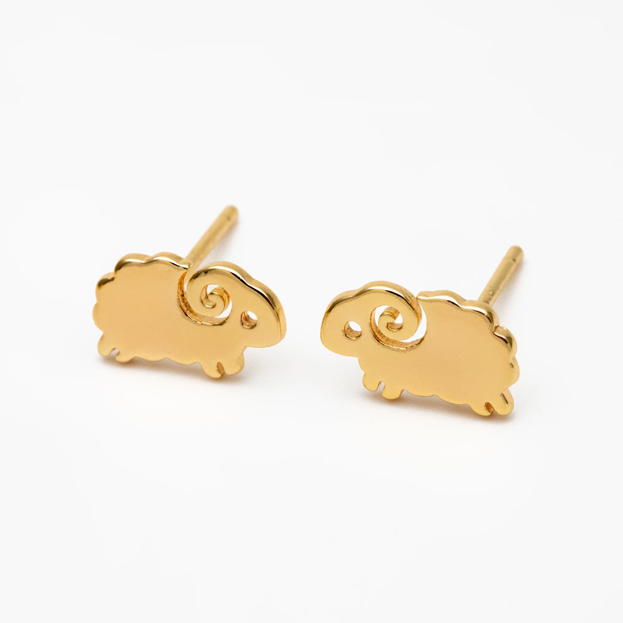 10pcs Gold Sheep Earrings, Gold Plated Brass, Cute Animal Stud Earrings For Jewelry Making Diy Accessories Supplies (GB-4145)
10pcs Gold Sheep Earrings, Gold Plated Brass, Cute Animal Stud Earrings For Jewelry Making Diy Accessories Supplies (GB-4145)