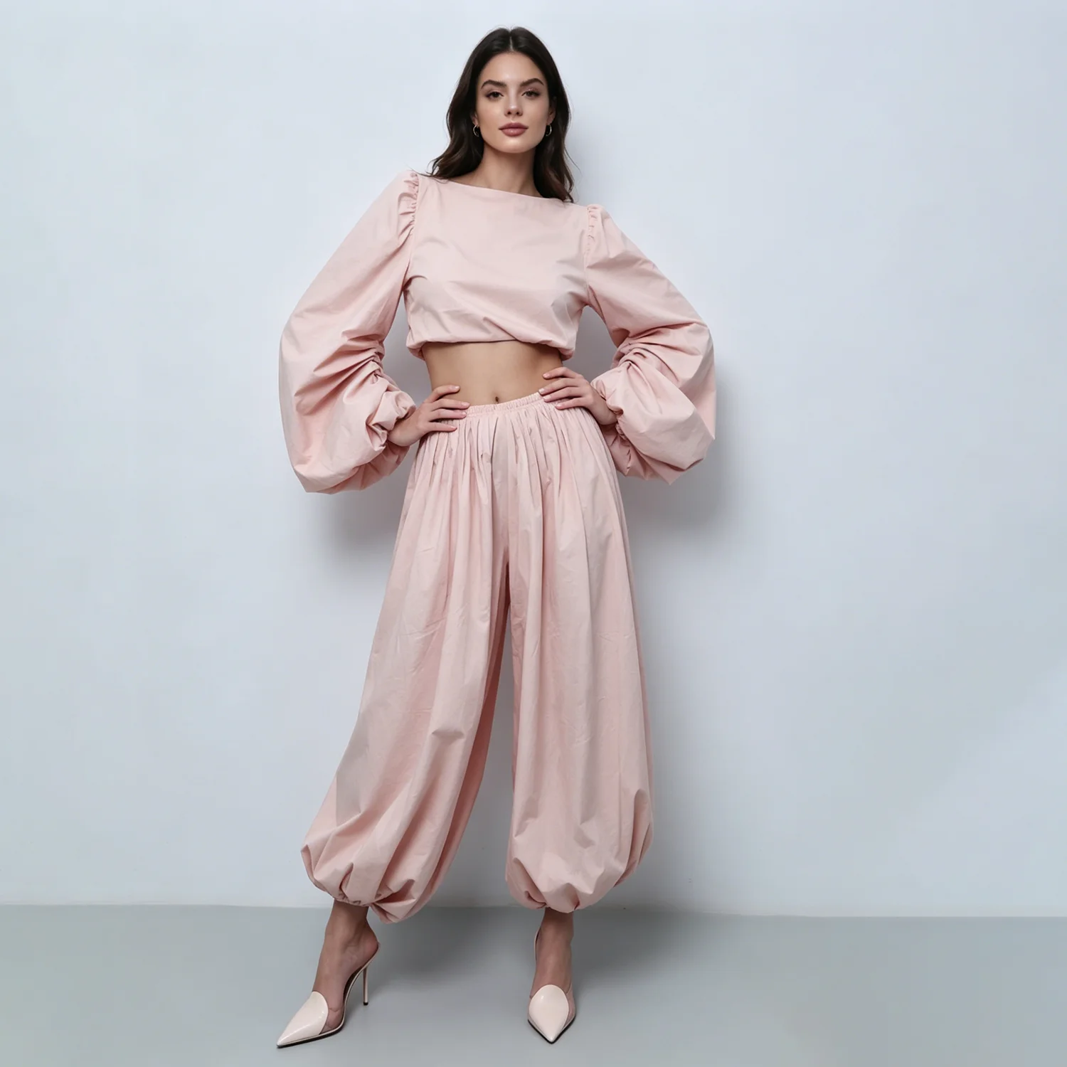 LIMO 2026 Casual Puff Sleeve Crop Top & Elastic Waist Balloon Pants
LIMO 2026 Casual Puff Sleeve Crop Top & Elastic Waist Balloon Pants