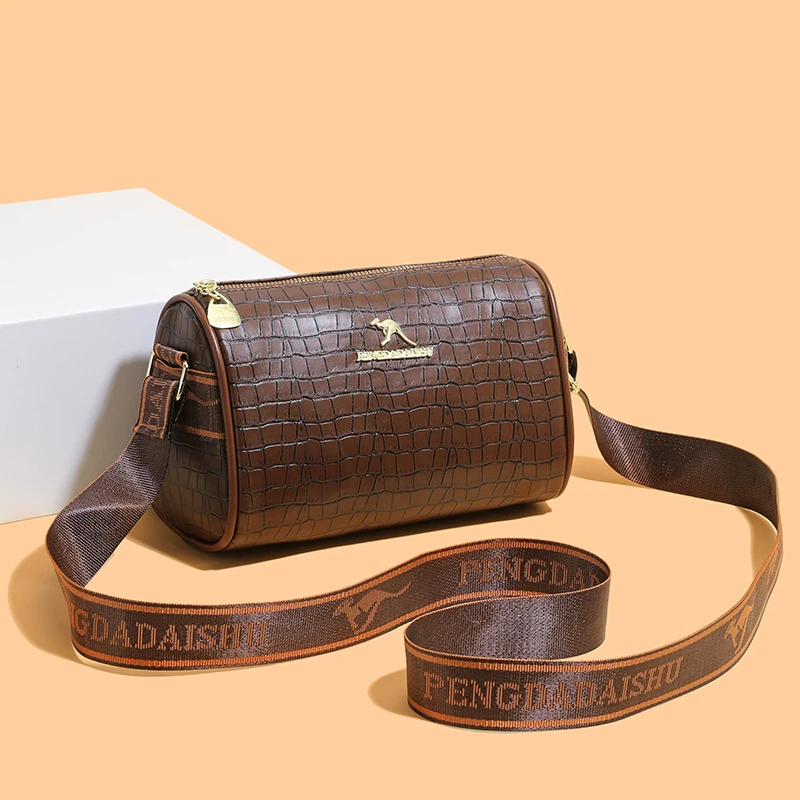 Cross-border best-selling foreign-style high-quality bags, versatile and retro crocodile-patterned checkered wide shoulder strap
Cross-border best-selling foreign-style high-quality bags, versatile and retro crocodile-patterned checkered wide shoulder strap