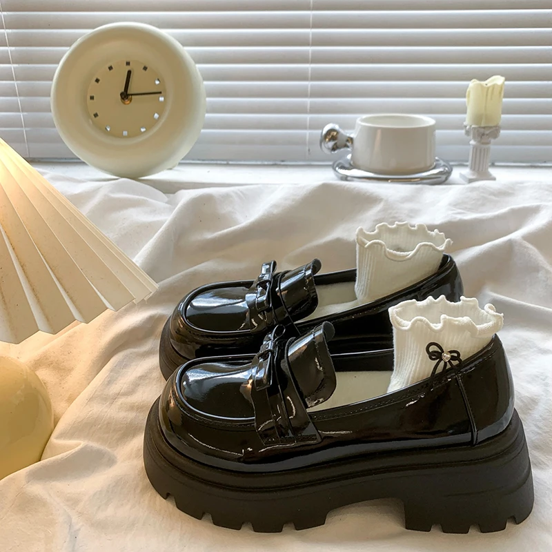 Black Vintage British Style Thick Bottom Small Leather Shoes Women's New 2026 Summer Autumn Versatile Skirt Painted Leather L...
Black Vintage British Style Thick Bottom Small Leather Shoes Women's New 2026 Summer Autumn Versatile Skirt Painted Leather L...