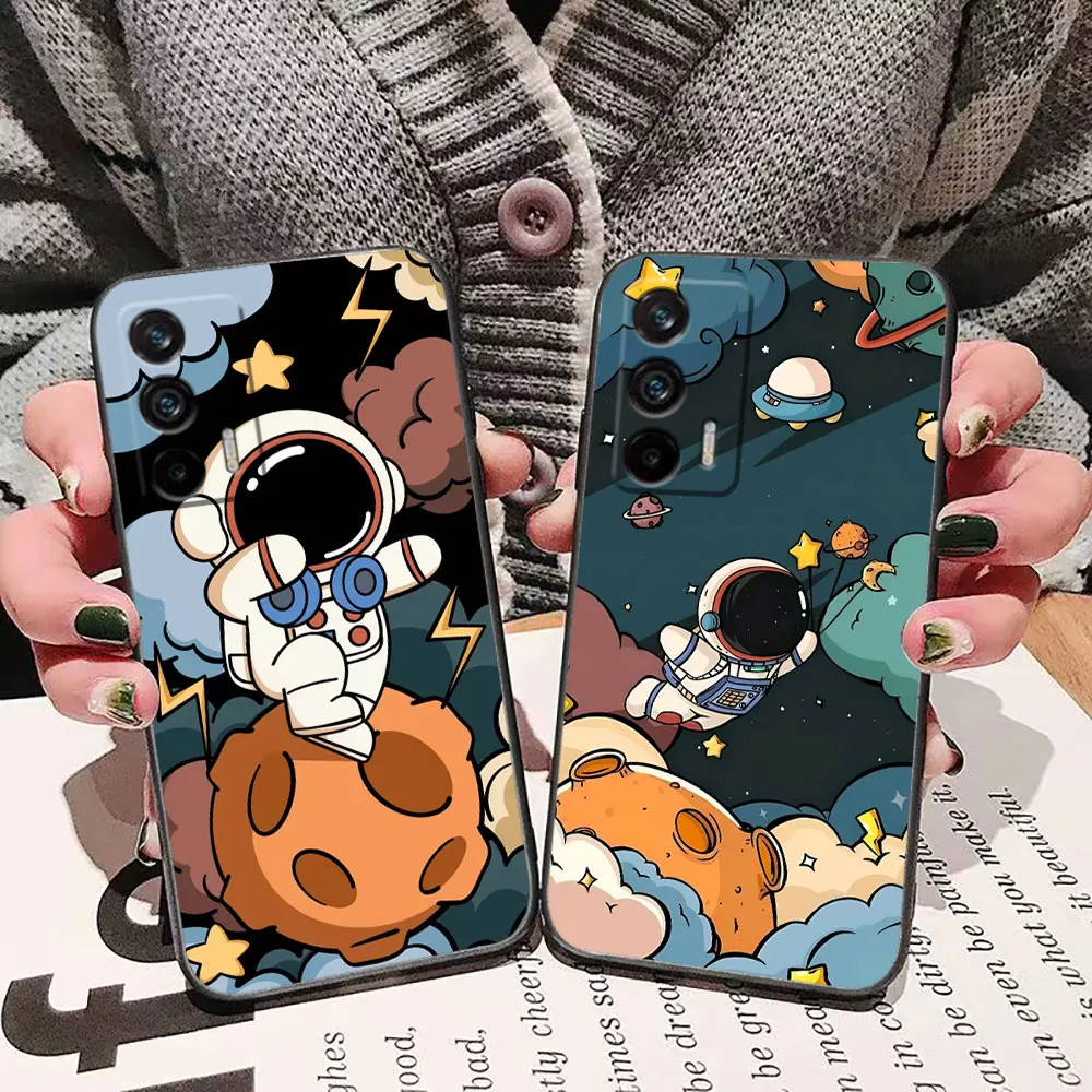 Cartoon Space Astronaut Phone Case For Realme C65 C63 C55 C53 C35 C33 C30S C30 S21Y C21 C20 C15 C11 NARZO 50 X50 GT Case Funda
Cartoon Space Astronaut Phone Case For Realme C65 C63 C55 C53 C35 C33 C30S C30 S21Y C21 C20 C15 C11 NARZO 50 X50 GT Case Funda