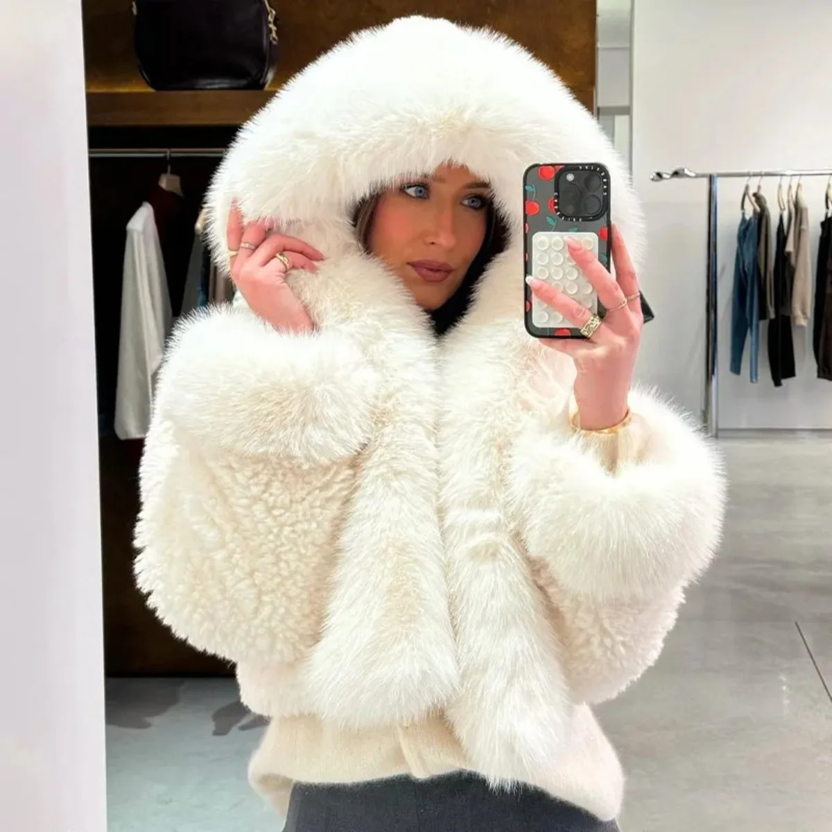 Fashionable Fake Fur Crop Jacket Short Top Coat Women's Hat Jacket Street Style Long Sleeve Standard Fit Spring Collection
Fashionable Fake Fur Crop Jacket Short Top Coat Women's Hat Jacket Street Style Long Sleeve Standard Fit Spring Collection