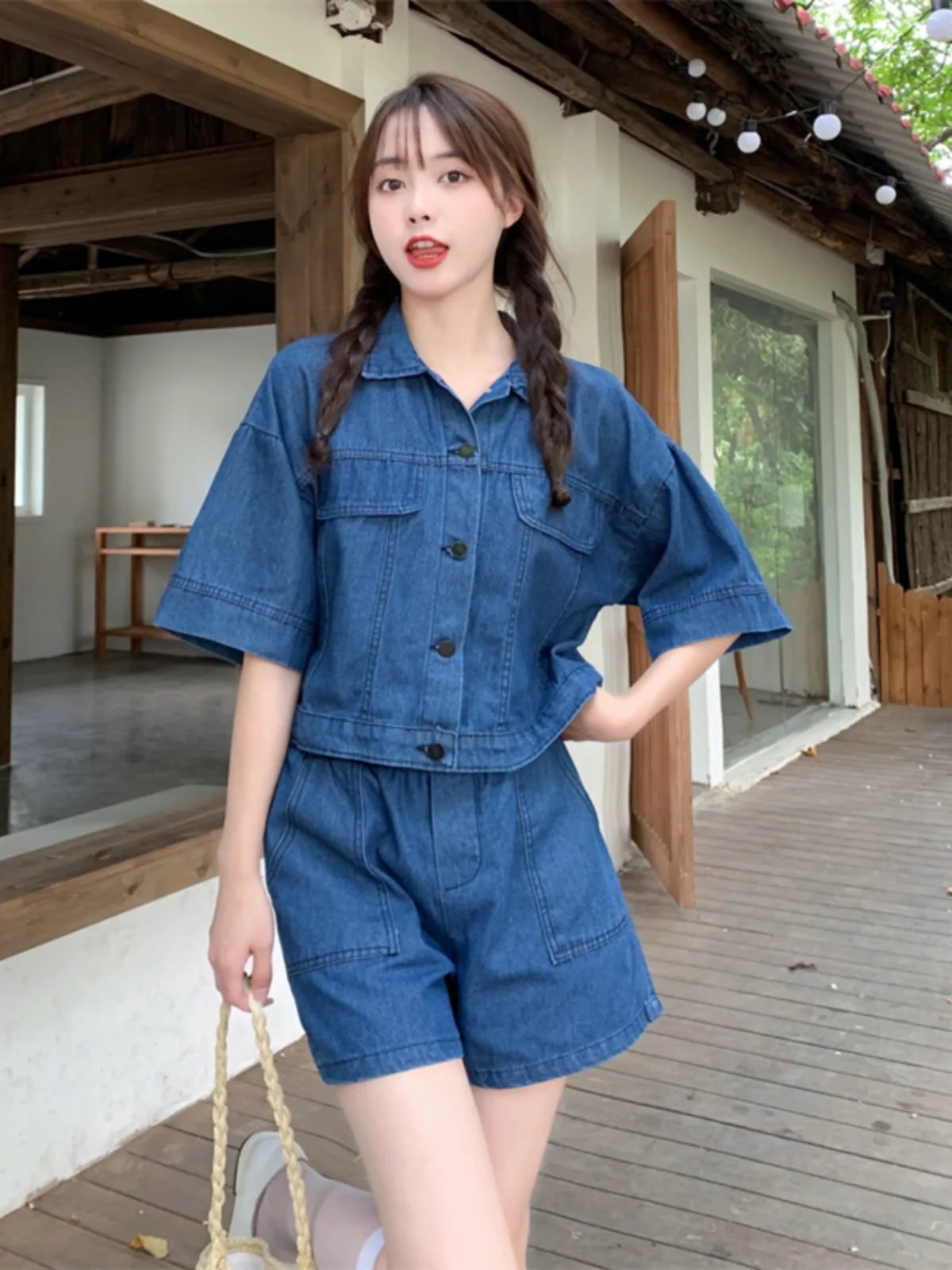 Elegant Short Denim Jacket And Pants Set Women's Loose Fit Summer Thin Large Size Fashionable Shorts Two Piece Set Anti-Aging
Elegant Short Denim Jacket And Pants Set Women's Loose Fit Summer Thin Large Size Fashionable Shorts Two Piece Set Anti-Aging