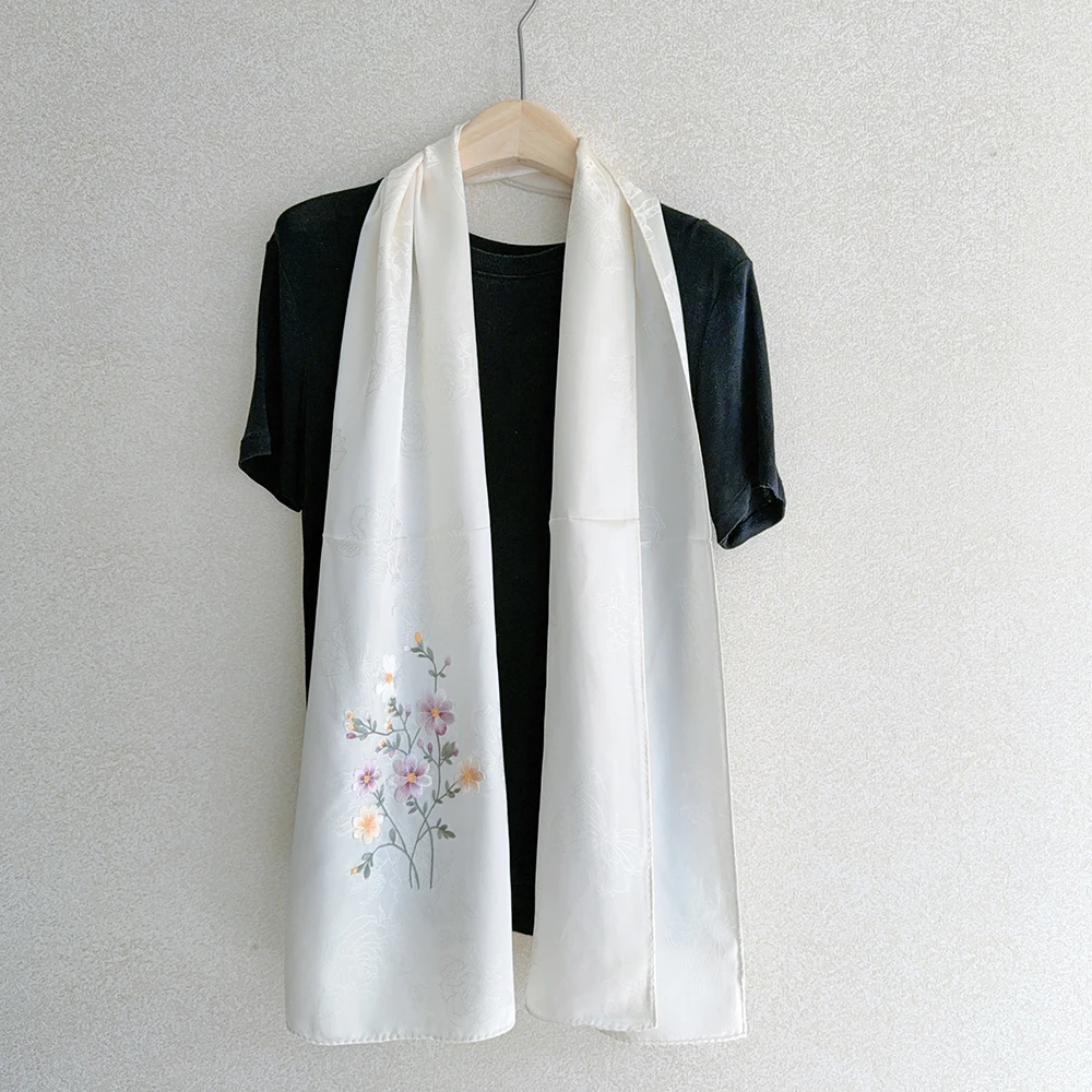 Длинный белый шарф, шарф из 100% тутового шелка 160x33 см, жаккардовый и вышитый шарф на шею, очень утолщенный женский шелковый хиджаб
Длинный белый шарф, шарф из 100% тутового шелка 160x33 см, жаккардовый и вышитый шарф на шею, очень утолщенный женский шелковый хиджаб