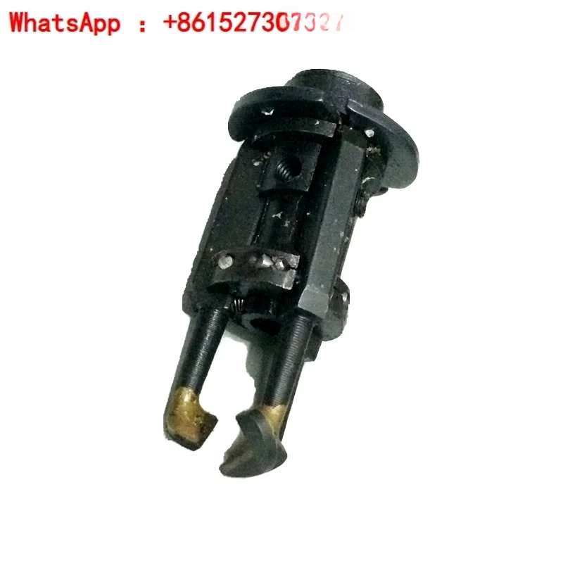 DF-6-II/DF-8 enameled wire scraper wire stripping machine steel blade head three claw blade head 5mm/6mm blade head
DF-6-II/DF-8 enameled wire scraper wire stripping machine steel blade head three claw blade head 5mm/6mm blade head