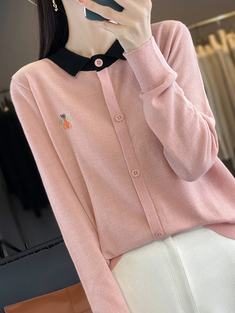 Вязаный свитер с вышивкой, весна-осень, с воротником, больших размеров, модный, повседневный, для работы, ветрозащитный
Вязаный свитер с вышивкой, весна-осень, с воротником, больших размеров, модный, повседневный, для работы, ветрозащитный