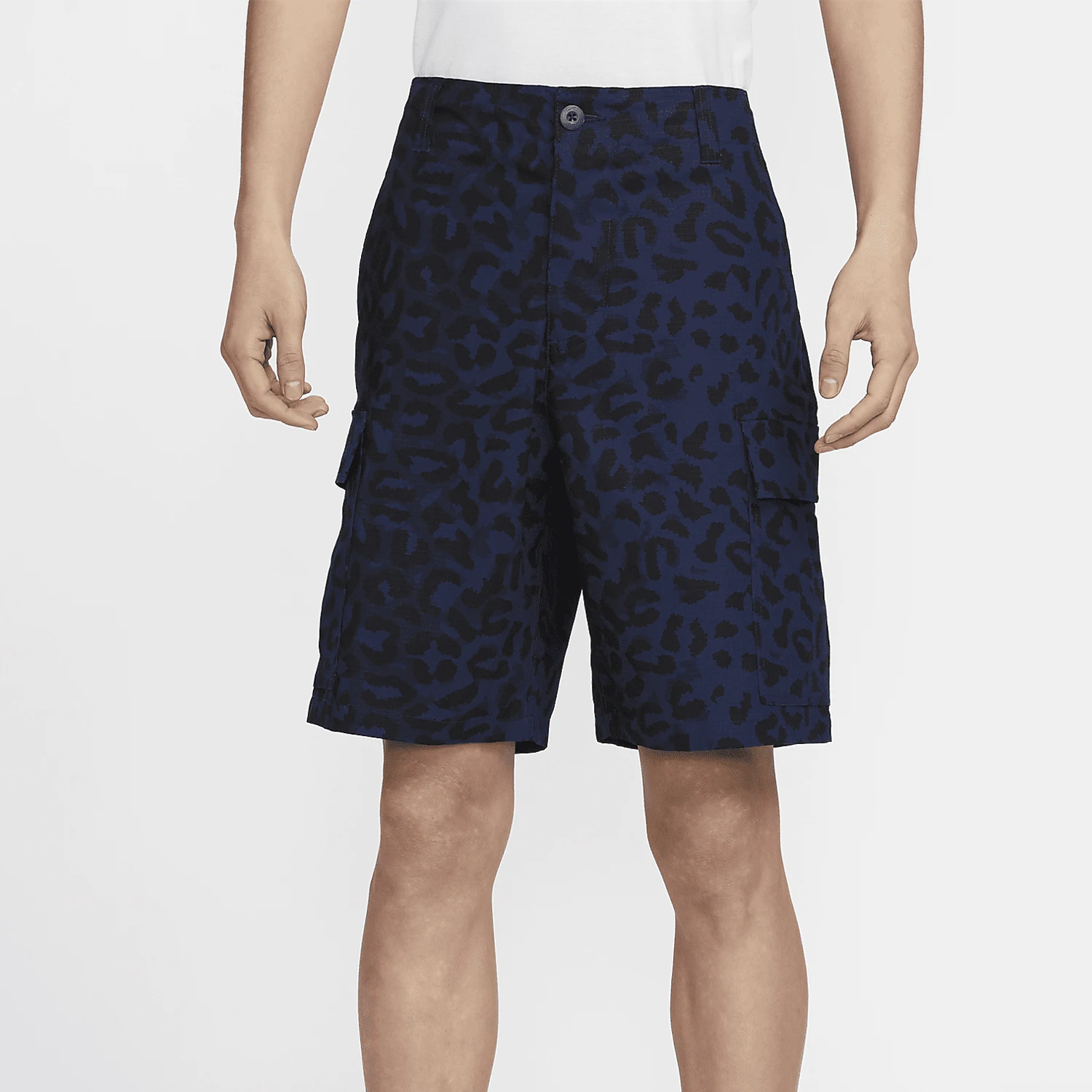 Nike genuine SB Kearny men's sports breathable printed shorts FQ4947-410
Nike genuine SB Kearny men's sports breathable printed shorts FQ4947-410