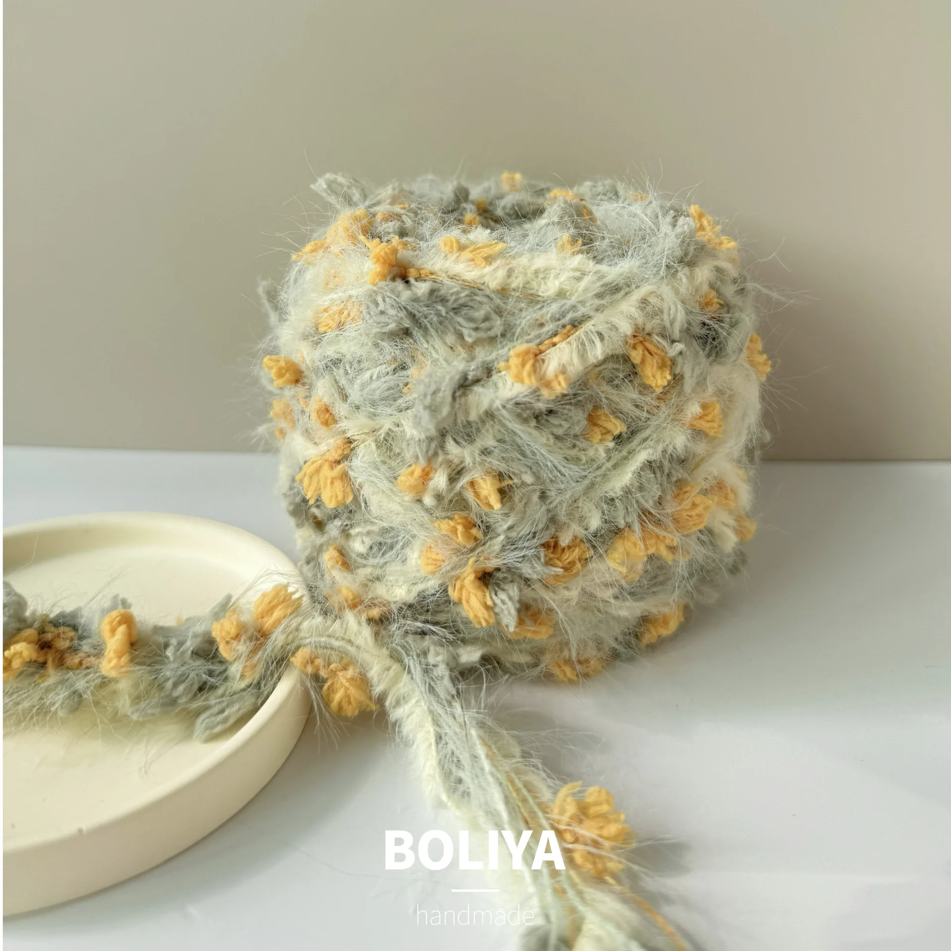 Autumn Whispers DIY Handmade Mixed Thread,125g Woven Hook Knitted Sweater Scarf Hat Bag Material Thread,Romantic Color Matching
Autumn Whispers DIY Handmade Mixed Thread,125g Woven Hook Knitted Sweater Scarf Hat Bag Material Thread,Romantic Color Matching