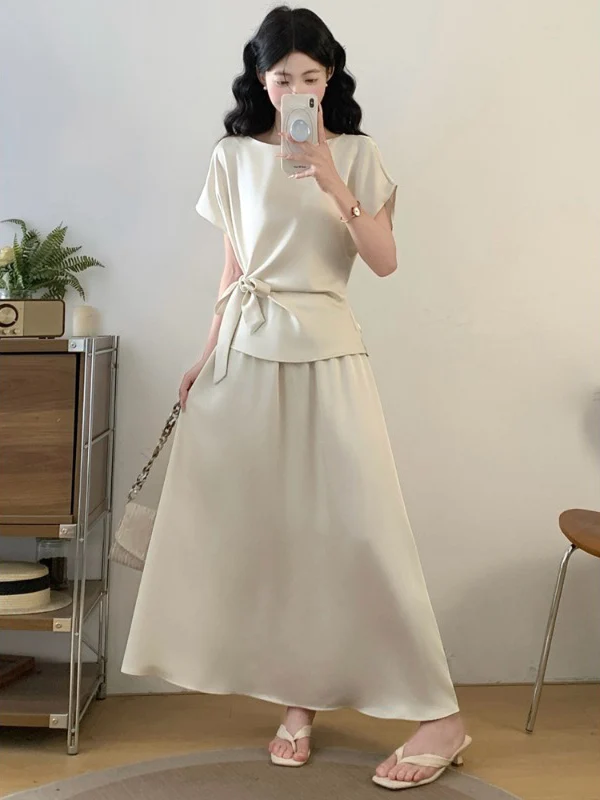 Summer Fashion Acetate Satin Waist-Cinching Short Sleeve Two-Piece Set Women's Clothing High Waist Skirt Comfortable Commute ...
Summer Fashion Acetate Satin Waist-Cinching Short Sleeve Two-Piece Set Women's Clothing High Waist Skirt Comfortable Commute ...