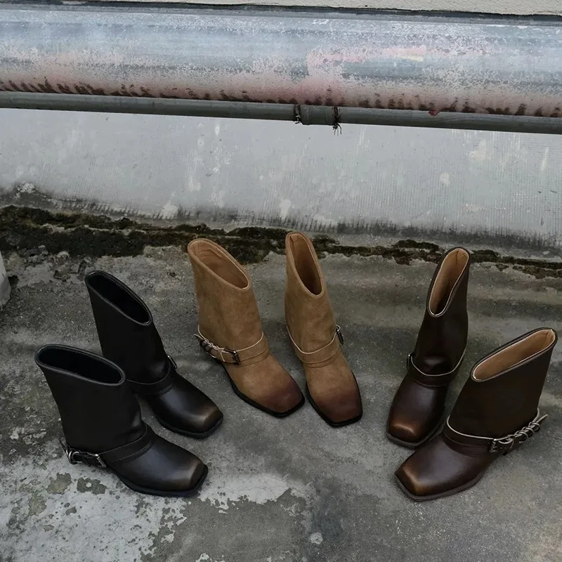 New Womens Shoes Exquisite Square Head Western Cowboy Boots for Woman Fashion Platform Ankle Boots Designer Shoes Botas Feminina
New Womens Shoes Exquisite Square Head Western Cowboy Boots for Woman Fashion Platform Ankle Boots Designer Shoes Botas Feminina
