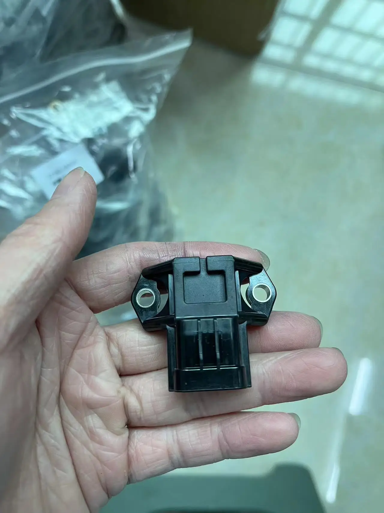 Датчик давления воздухозаборника OEM 8-98009418-0 для грузовика Isuzuu D-Max 4HK1 holстол для Родео Колорадо 8980094180
Датчик давления воздухозаборника OEM 8-98009418-0 для грузовика Isuzuu D-Max 4HK1 holстол для Родео Колорадо 8980094180