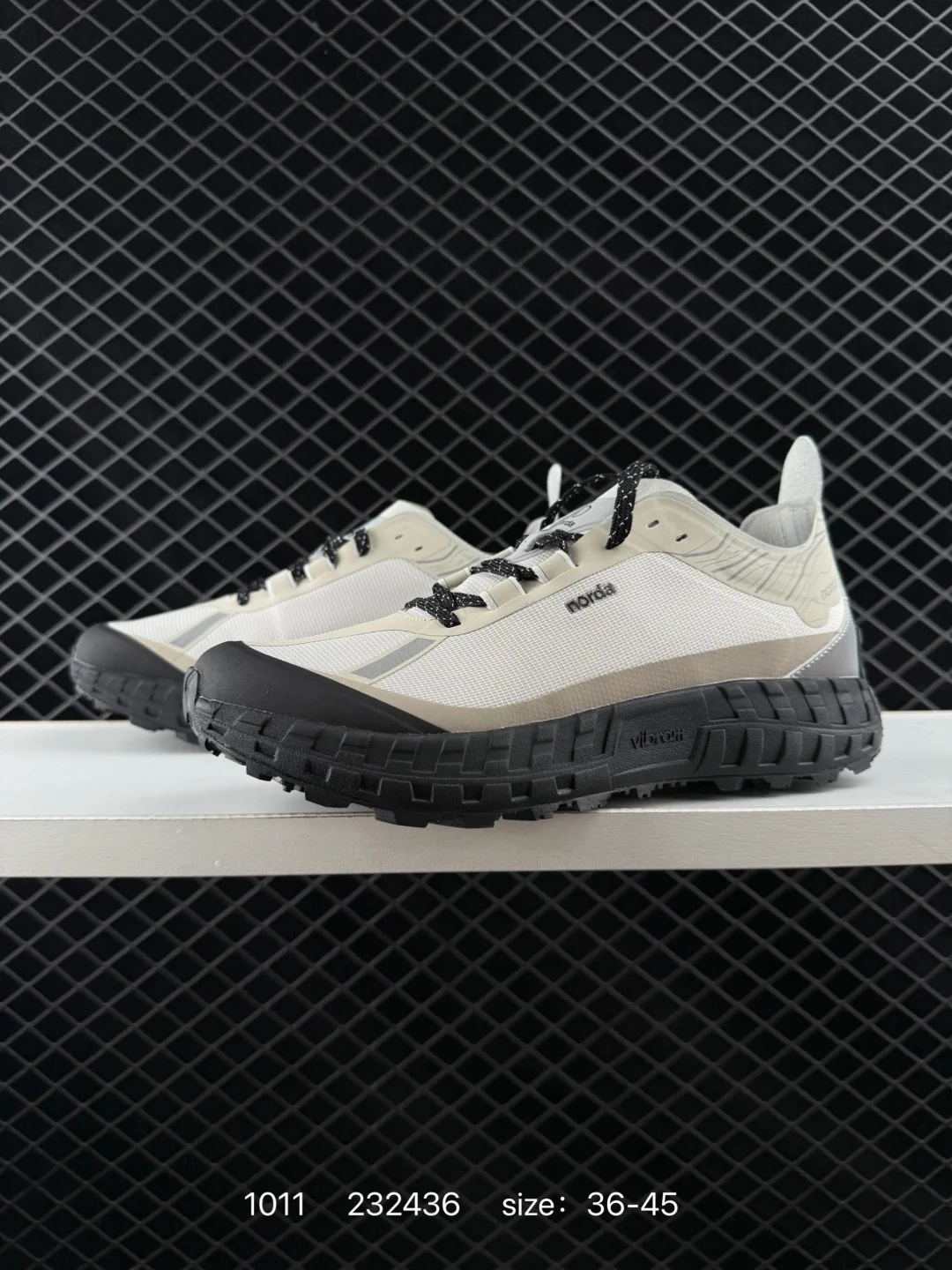 Уличная спортивная обувь унисекс. Удобные и универсальные кроссовки. Нескользящие кроссовки унисекс для ходьбы, бега и бега по пересеченной местности.
Уличная спортивная обувь унисекс. Удобные и универсальные кроссовки. Нескользящие кроссовки унисекс для ходьбы, бега и бега по пересеченной местности.