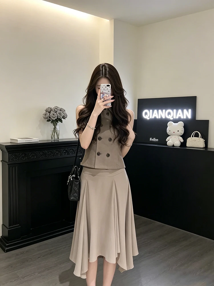 Summer Beautiful Small Size Elevate Vest Set Women 2026 New Irregular Skirt Set Fashionable High Waist Midi Skirt
Summer Beautiful Small Size Elevate Vest Set Women 2026 New Irregular Skirt Set Fashionable High Waist Midi Skirt
