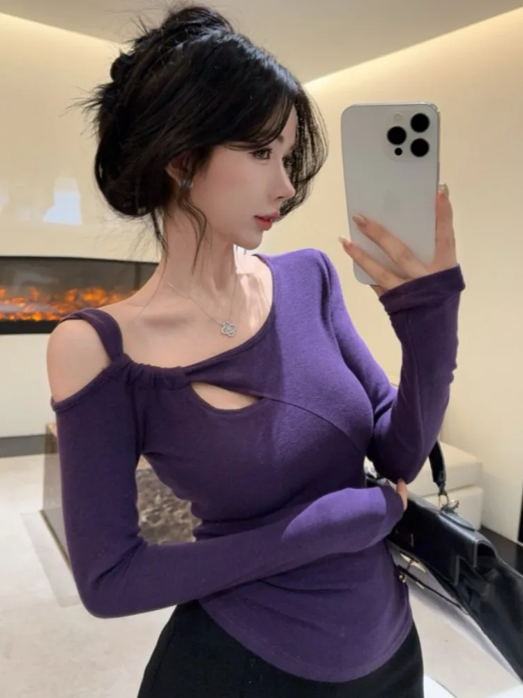 Sexy Shoulder Bared Long Sleeve T Shirt Women's Autumn Winter High End Base Layer Shirt Spicy Girl Heart Mechanism Top
Sexy Shoulder Bared Long Sleeve T Shirt Women's Autumn Winter High End Base Layer Shirt Spicy Girl Heart Mechanism Top