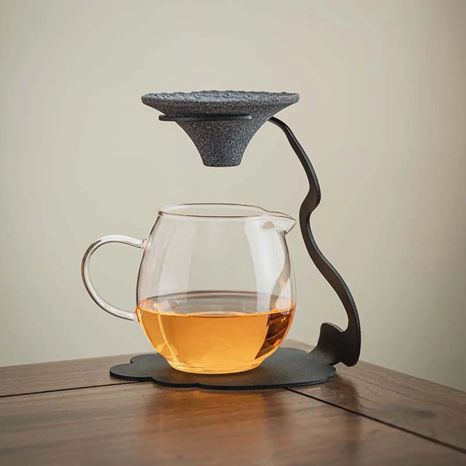 Tea Strainer No Hole Leaf Colander with Iron Stand Strainers for Loose Tea for Enhances Flavor Softens Water Cooking Baking
Tea Strainer No Hole Leaf Colander with Iron Stand Strainers for Loose Tea for Enhances Flavor Softens Water Cooking Baking