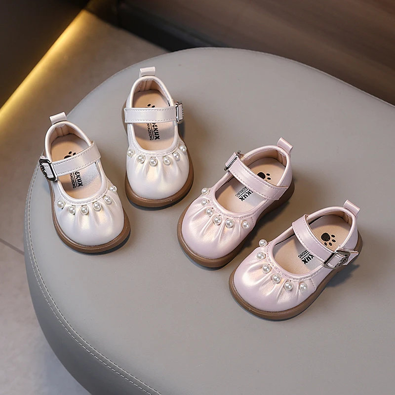 Милые туфли принцессы с жемчугом для девочек на весну и лето, маленькие детские туфли для выступлений, модные туфли-лодочки ch
Милые туфли принцессы с жемчугом для девочек на весну и лето, маленькие детские туфли для выступлений, модные туфли-лодочки ch