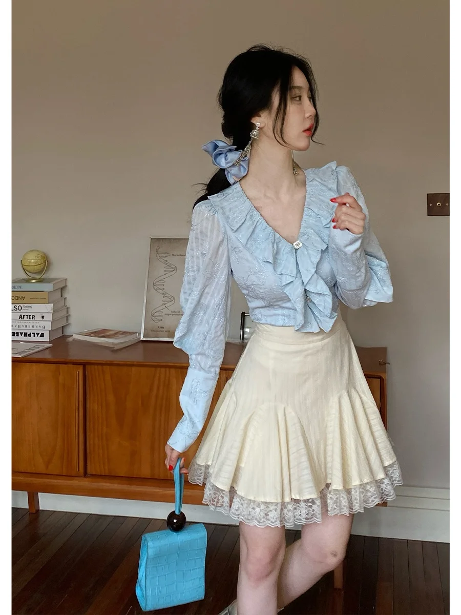 RoseFang Loss ing Vintage Sle Women's irt with Ruffle Hemline Waist Cinched V-Ne Long Sve Polyester Fiber
RoseFang Loss ing Vintage Sle Women's irt with Ruffle Hemline Waist Cinched V-Ne Long Sve Polyester Fiber