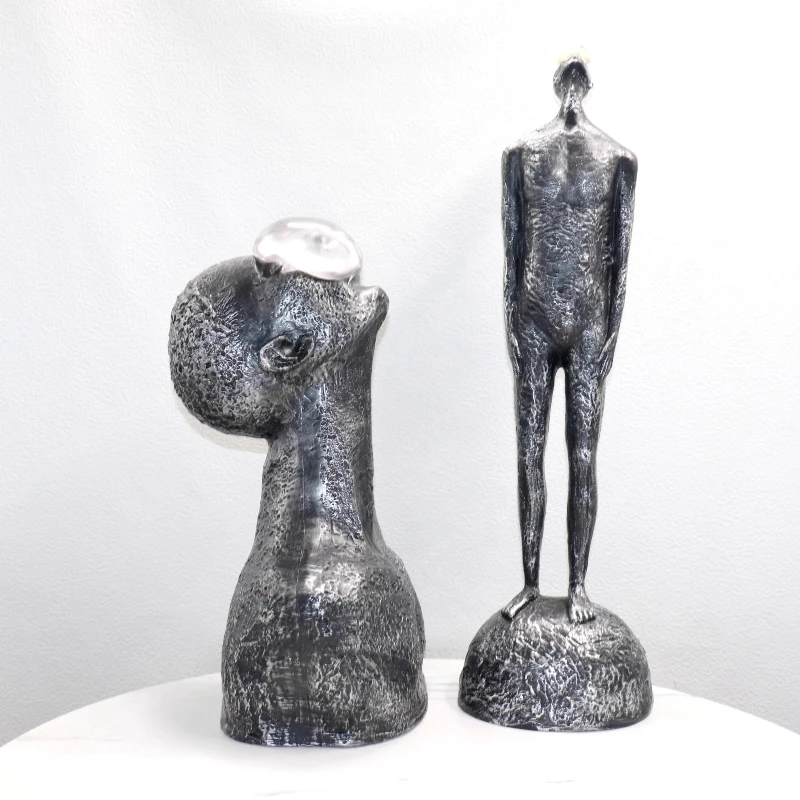 48/70cm Modern Simple Blue Portrait Statue Abstraction Figure Art Figurines Resin Craft Home Decoration Accessories Model Gift
48/70cm Modern Simple Blue Portrait Statue Abstraction Figure Art Figurines Resin Craft Home Decoration Accessories Model Gift