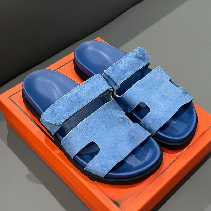 Women's 2026 Velcro Outdoor Sandals, Fashion Thick Sole Beach Slippers, Comfortable Summer Slides for Casual & Walking
Women's 2026 Velcro Outdoor Sandals, Fashion Thick Sole Beach Slippers, Comfortable Summer Slides for Casual & Walking