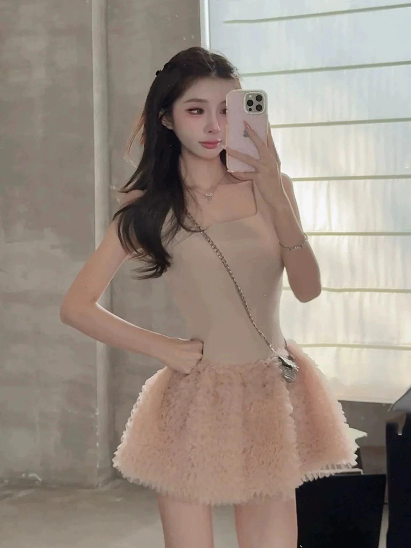 XZY Sweet Pure Desire Style Women's Summer Dress Square Collar Off-Shoulder Tulle Puffy Skirt High Waist A-Line French Style
XZY Sweet Pure Desire Style Women's Summer Dress Square Collar Off-Shoulder Tulle Puffy Skirt High Waist A-Line French Style