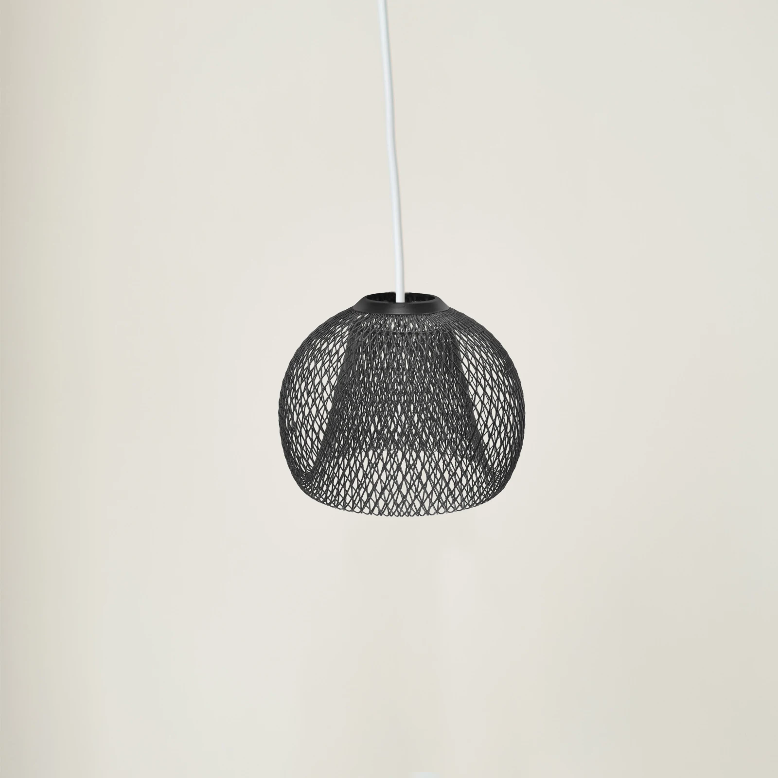 Hollow Mesh Lamp Shade 150MM Gold Ball Iron Ch Lampshade Pendant Light Covers Hanging Lampshades For Home Bar
Hollow Mesh Lamp Shade 150MM Gold Ball Iron Ch Lampshade Pendant Light Covers Hanging Lampshades For Home Bar