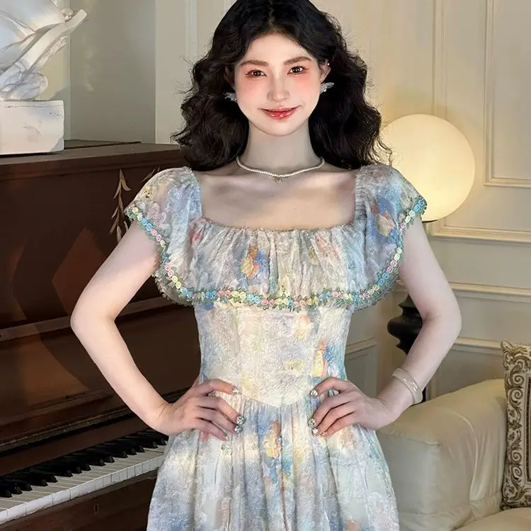 2025 New Summer Retro Square Collar Floral Skirt, Stylish and Skinny, Splicing French Dress for Women
2025 New Summer Retro Square Collar Floral Skirt, Stylish and Skinny, Splicing French Dress for Women