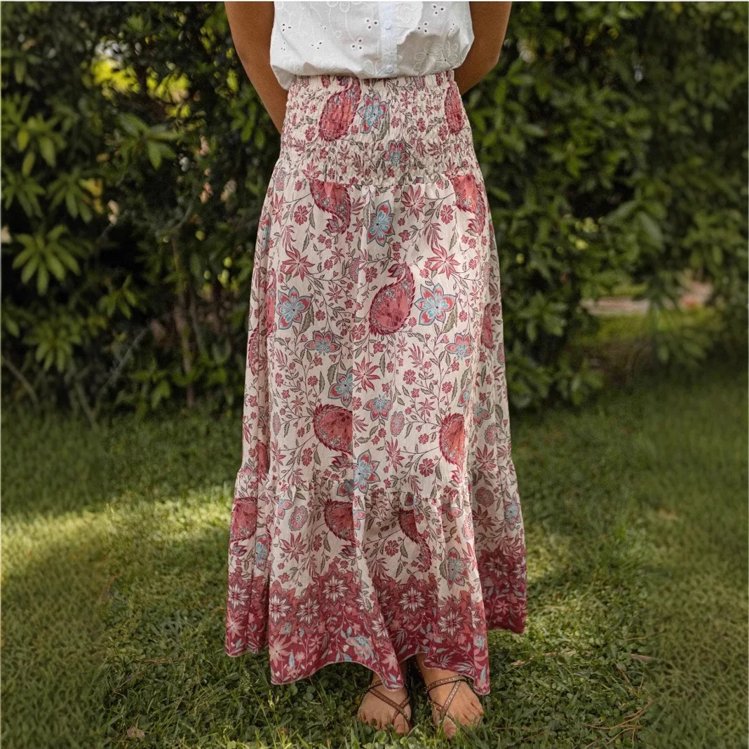 Bohemian Style Print Skirts Women Summer New Comfortable And Casual Vacation Clothing Skirt Elastic Waist A-line Long Skirts
Bohemian Style Print Skirts Women Summer New Comfortable And Casual Vacation Clothing Skirt Elastic Waist A-line Long Skirts