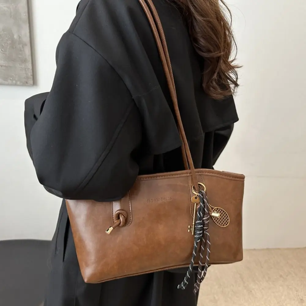 Casual Vintage Korean Style Bag Large Capacity Underarm Retro Tote Bag Handbag Armpit Single Shoulder Bag Unisex
Casual Vintage Korean Style Bag Large Capacity Underarm Retro Tote Bag Handbag Armpit Single Shoulder Bag Unisex