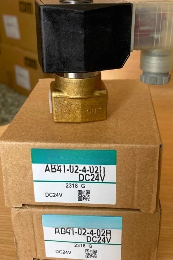 Электромагнитный клапан AB 41–02–4-02 H–DC24, новая оригинальная распродажа
Электромагнитный клапан AB 41–02–4-02 H–DC24, новая оригинальная распродажа