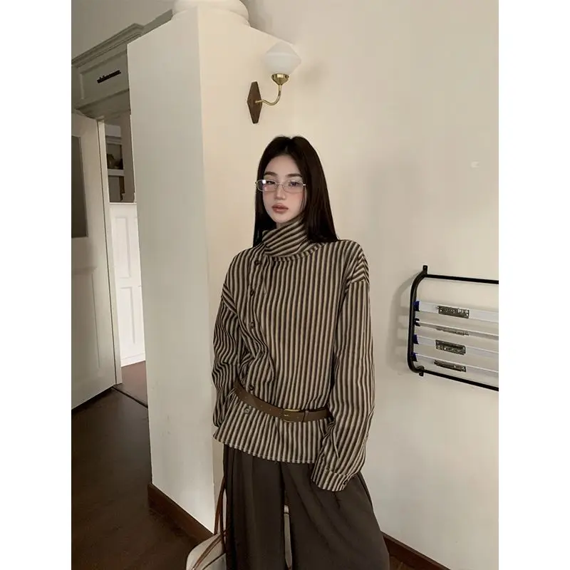 French Style Diagonal Placket Striped Long Sleeve Shirt Women's New Korean Style Half Turtle Collar Versatile Top
French Style Diagonal Placket Striped Long Sleeve Shirt Women's New Korean Style Half Turtle Collar Versatile Top