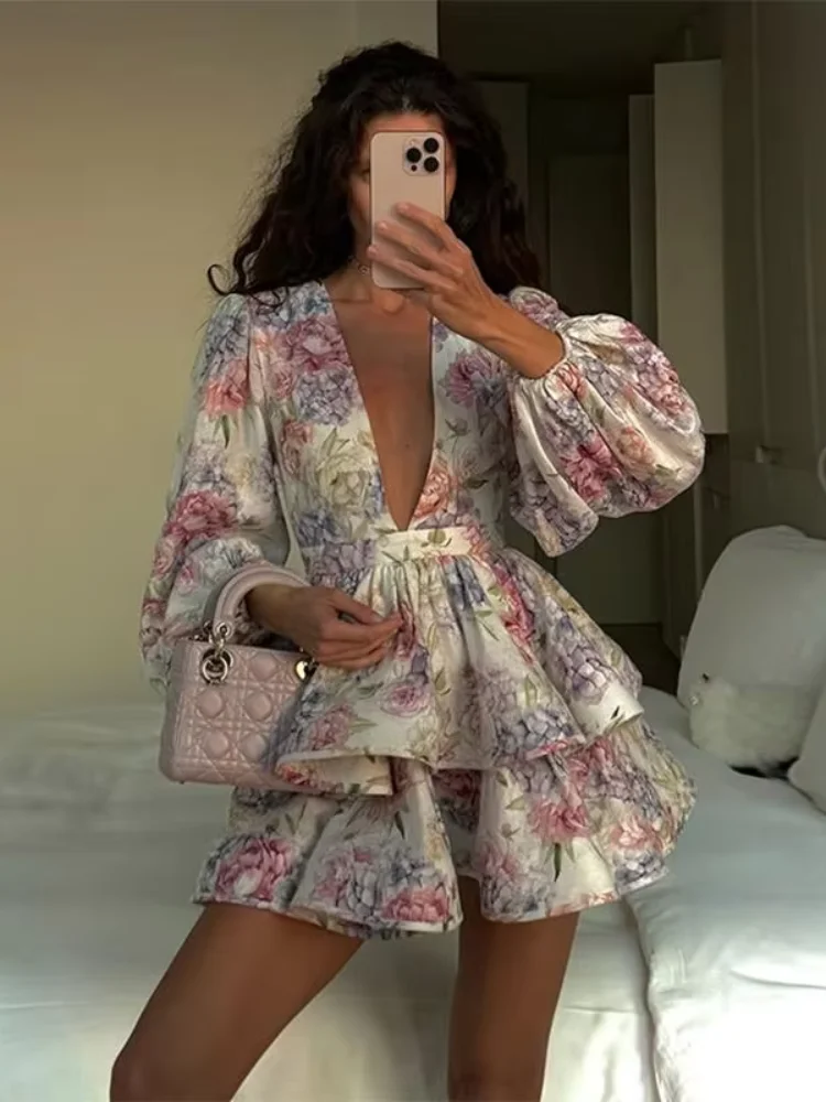 Deep V Flower Print Mini Dresses Chic Slim Fit Puff Long Sleeve Women's Layered Ruffle Robe New Fashion Lady Vacation Beachwear
Deep V Flower Print Mini Dresses Chic Slim Fit Puff Long Sleeve Women's Layered Ruffle Robe New Fashion Lady Vacation Beachwear
