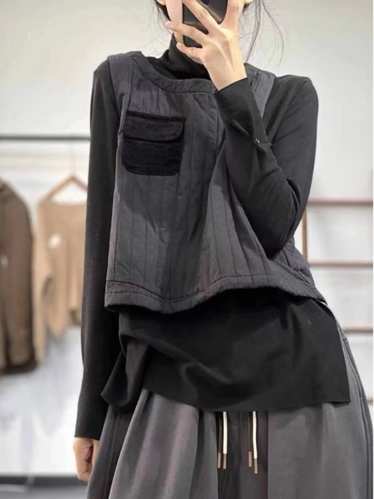 Retro Spliced Color ket ort Cotton Jaet Women's Autumn Winter Loose Cotton Vest Tank Top with ket Faionable Artis...
Retro Spliced Color ket ort Cotton Jaet Women's Autumn Winter Loose Cotton Vest Tank Top with ket Faionable Artis...