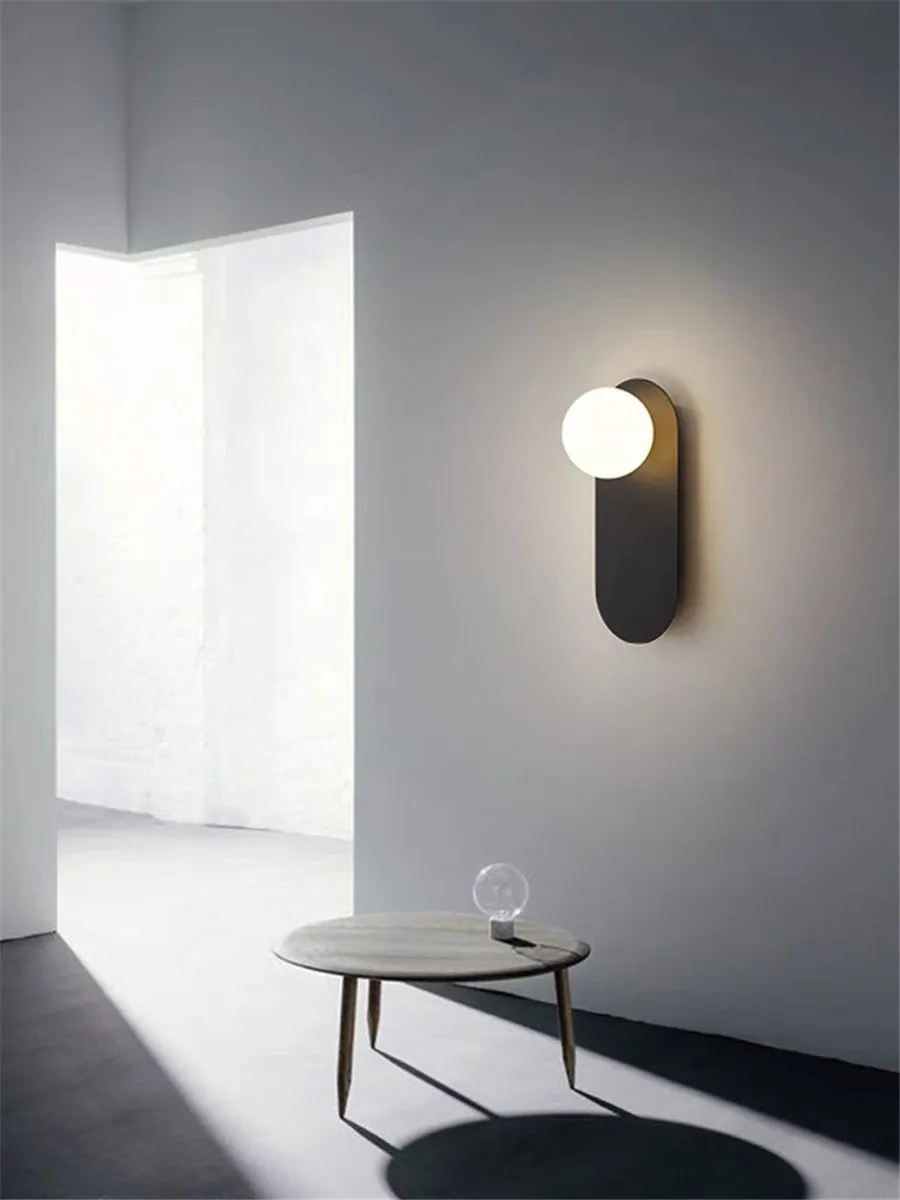 Gold Black Iron Wall Lamp Modern LED Wall Light Nordic Living Room Bedroom Bedside Glass Ball Wall Sconce Lamps Home Decor Lumin
Gold Black Iron Wall Lamp Modern LED Wall Light Nordic Living Room Bedroom Bedside Glass Ball Wall Sconce Lamps Home Decor Lumin