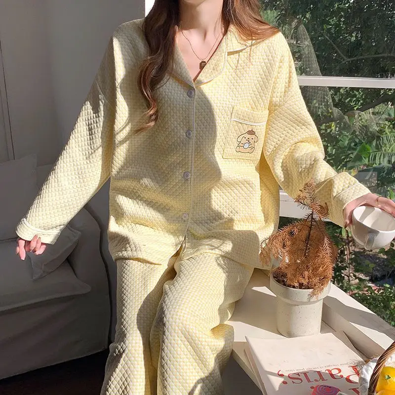 Sanrio Autumn and Winter Warm Long Sleeved Pom Pom Purin Air Cotton Interlayer Pure Cotton Sleepwear Two Piece Home Fury Set
Sanrio Autumn and Winter Warm Long Sleeved Pom Pom Purin Air Cotton Interlayer Pure Cotton Sleepwear Two Piece Home Fury Set