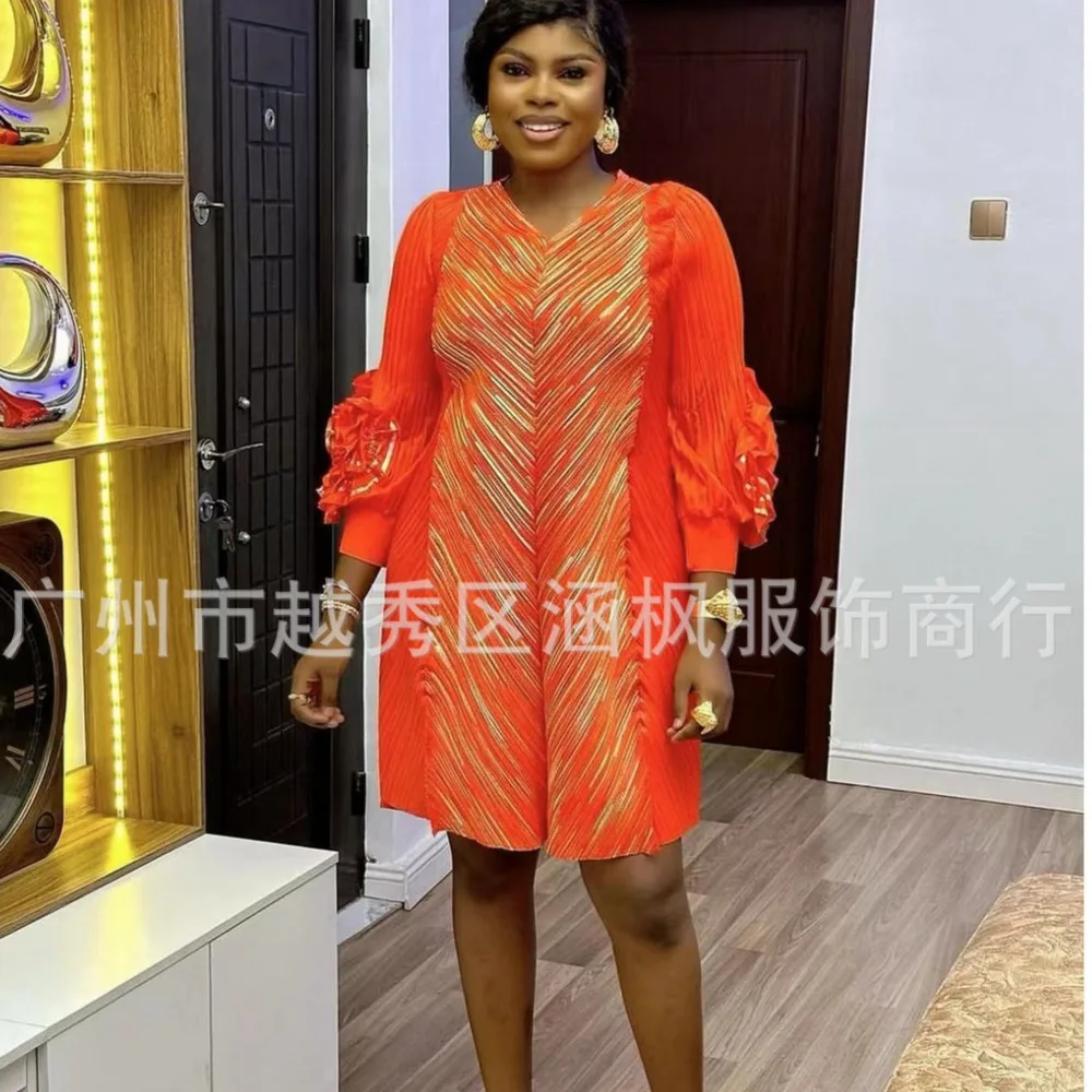 Women's Dress New Three Houses Pleated Hot Stamping Print Laptop Long Slept Hand Cranked Flower V-neck Dress For Women 2024
Women's Dress New Three Houses Pleated Hot Stamping Print Laptop Long Slept Hand Cranked Flower V-neck Dress For Women 2024