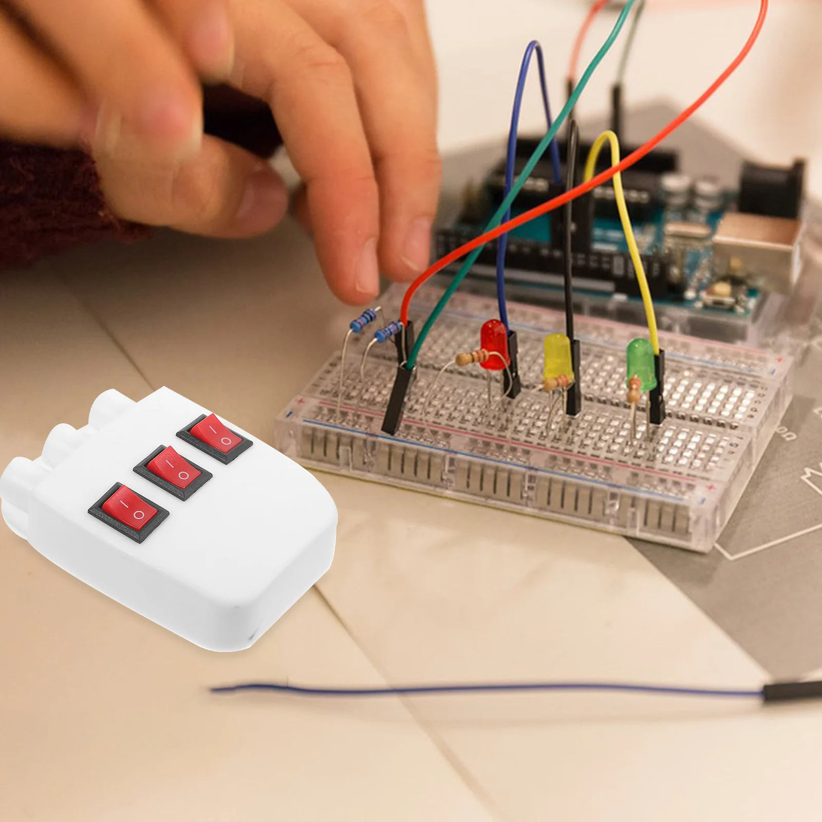Optical Demonstrator 3 Primary Color Light Sources Plastic Optics Experiment Tools Teaching Instruments Science Electronics
Optical Demonstrator 3 Primary Color Light Sources Plastic Optics Experiment Tools Teaching Instruments Science Electronics